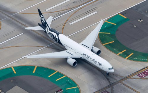 How to dodge the worst of the flight price rises