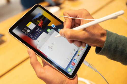 Apple&rsquo;s foldable iPhone to feature iPad-like interface when opened