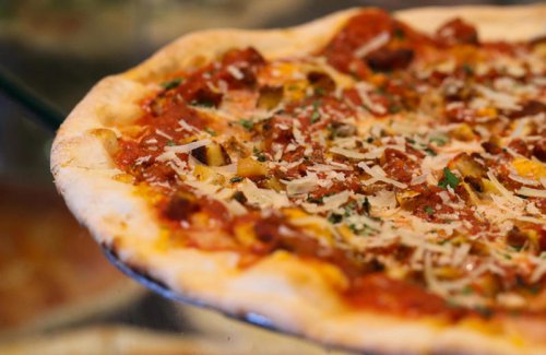 'Miracle on Slice': Underdog took down pizza giant in Round 3, Round 3 recap: Big wins, narrow escapes in Munch Madness, Cafe Napoli vs Tony & Dominick's Pizza in Round 4&nbsp;preview, Pizza By Elizabeths vs DiMeo's Pizza&nbsp;in Round 4 preview, Nicola Pizza vs Dom's NY Style Pizzeria&nbsp;in Round 4 preview, Charlie's Pizza vs Anthony's Coal Fired Pizza in Round 4&nbsp;preview, How does the Munch Madness best pizza in Delaware tournament work?&nbsp;, How do I vote for my favorite Delaware pizza?&nbsp;, Delaware pizza giant falls in Munch Madness. 8 contestants left