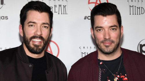 Forget traditional backsplashes: The Property Brothers' unique idea maximizes natural light