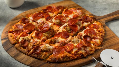 The old-school canned meat pizza topping people hardly order anymore