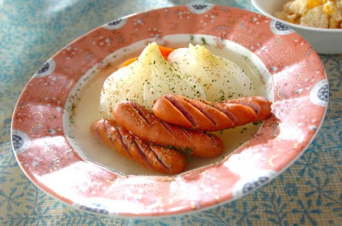 「新玉ネギのコンソメ蒸し」の作り方~「新玉ねぎ」が主役!旬の風味と甘味を味わうレシピ~