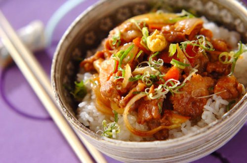 「からし添えみそ豚丼」の作り方~「豚こま切れ肉」を使った簡単人気レシピまとめ~