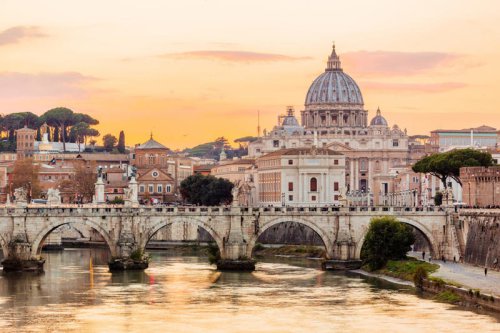 Rome and the wonders near the Eternal City, Ostia Antica, Civita di Bagnoregio, Calcata, Lake Bolsena, Lake Nemi, Anguillara Sabazia, Lake Bracciano, Subiaco, Tivoli, Isola Liri, Sacred village of Bomarzo, Orvieto, Garden of Ninfa, Cervara, Saturnia's thermal baths, Lake Canterno, Castel Gandolfo and Lake Albano, Sperlonga, Ovindoli, Santa Severa, Arpino, Secret Italy: 20 must-see places near Rome