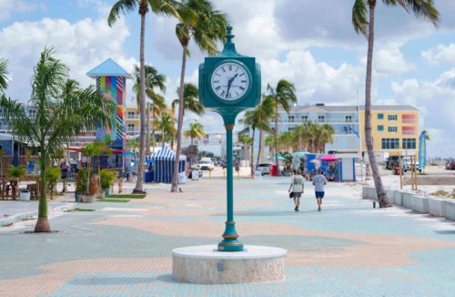 This Florida City Is An Underrated Vacation Destination That's Ideal In All Seasons