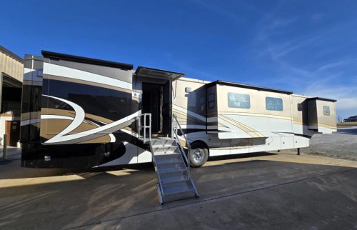 Monster Motorhomes: Step Inside The World's Largest RVs