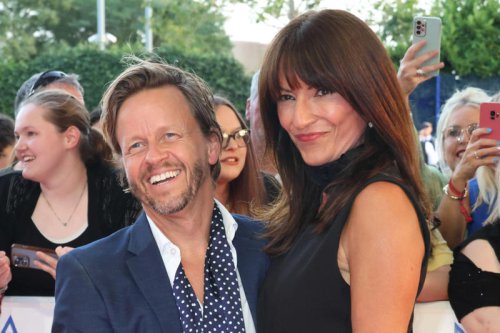 What to consider before getting a fringe&nbsp;, How to know if you should not get a fringe, The best styles depend on your face shape, How to style your fringe when time is short&nbsp;, Would you suit a fringe? Here&rsquo;s how to tell