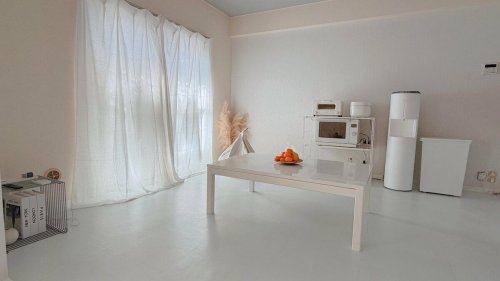 30代ミニマリストの「部屋が散らからない」リセット習慣。1回3分でテーブルのごちゃ見えが解消してすっきり