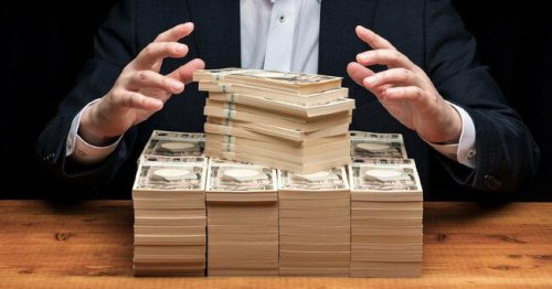 毎月2万8000円の積み立てで 35年後には資産1億円を達成!?, 投資とは「将来の成長を期待して 不確実性を引き受ける行為」, 市場が大きく下落しても 20年後に回復する期待が持てる, 短期的な値動きは無視して 「市場に居続ける」ことが重要, せっかくの「安く買える時期」を 逃さないために積み立てを続ける, 大きな下落を経験したほうが 最終的なリターンは上回る, 相場が荒れても 「続ける人」が最後に笑う, 【"オルカン生みの親"直伝】1億円に必要な積立額より重要なこと&rarr;多くの人が見落としている現実
