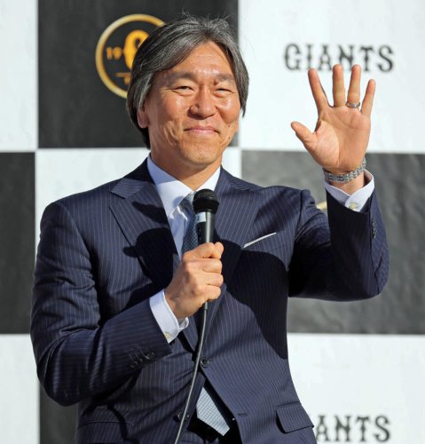 ■第5位「江川卓」, ■第4位「高橋由伸」, ■第3位「阿部慎之助」, ■第2位「松井秀喜」, ■第1位「桑田真澄」, ■番外編「橋上秀樹監督代行」は14位に, ■【読売巨人軍ジャイアンツの「監督」をしてほしい人は？】第1～10位, ■【読売巨人軍ジャイアンツの「監督」をしてほしい人は？】アンケート結果第11～20位, 「次の巨人監督にふさわしい人」緊急アンケート &ldquo;昭和の怪物&rdquo;江川卓、&ldquo;長嶋監督との約束&rdquo;松井秀喜を抑えた1位は? 阿部慎之助氏辞任で高まる待望論