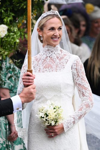 Harriet Sperling&rsquo;s wedding bouquet featured a sweet nod to Queen Elizabeth