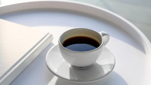 損傷と加齢に関わるNR4A1, コーヒー成分がNR4A1に与える影響, 健康効果の主な要因はカフェインではない？, がん治療への応用の可能性, カフェインレスでも「コーヒー」が老化の進行を遅らせる可能性｜最新研究が示唆