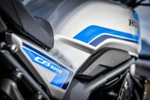 【え?空冷?】新型『CB1000F』を「予備知識ゼロ」でレビューすることになった&rarr;聞いてた話と違うじゃないか?【Hondaの道は1日にしてならず／CB1000F -①第一印象 編-】