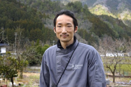 農家の努力や思い、チョコに乗せて 兵庫県養父市、不登校経験し職人の道