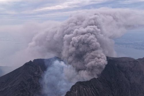 「桜島、ついに異変か」山体膨張を観測&hellip;一気に解消なら大量降灰、窓ガラス破損も警戒