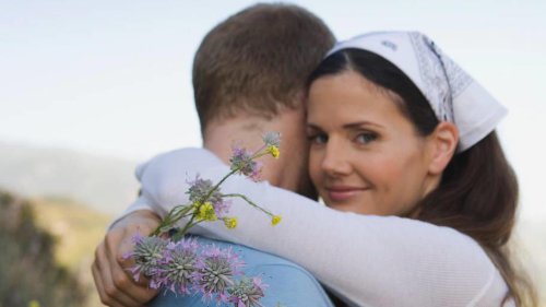 What is "wildflowering"? The latest Gen Z dating trend explained