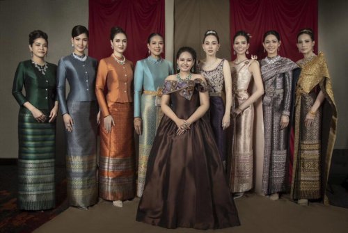 Finale สร้างประวัติศาสตร์บนพรมแดง เนรมิต 'ชุดไทยพระราชนิยม' สุดวิจิตร สะกดทุกสายตา