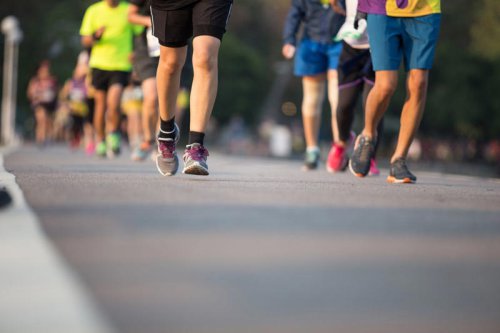 สาย City Run ต้องรู้! วิธีดูแลตัวเองก่อนวิ่งมาราธอน ป้องกันเข่าพัง-รองช้ำ