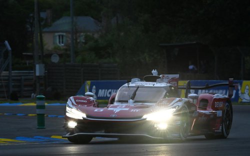 小林可夢偉選手（チーム代表兼ドライバー/7号車） , マイク・コンウェイ選手（7号車） , ニック・デ・フリース選手（7号車） , セバスチャン・ブエミ選手（8号車） , ブレンドン・ハートレー選手（8号車） , 平川亮選手（8号車） , トヨタレーシング、ル・マン24時間のハイパーポールで上位進出ならず 7号車は14番手、8号車は15番手で決勝レースをスタート