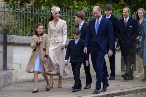 Kate Middleton makes a fashionable return to Easter service