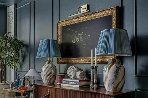 I mix vintage and modern decor all over my home&mdash;here&rsquo;s how I keep it from looking dated