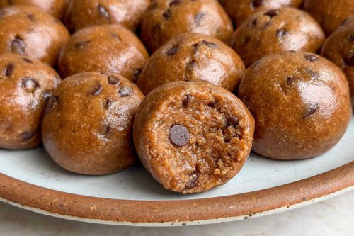 Making My Chocolate Chip Cookie Dough Energy Bites, Easy Swaps, Let&rsquo;s Talk Macros, How To Make My 5-Ingredient Chocolate Chip Cookie Dough Energy Bites, More High-Protein Snacks, The 5-ingredient, high-protein snack I keep in my fridge at all times