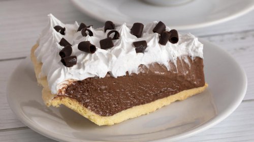 This Midwest bakery chain is vanishing &mdash; but still hanging on in a few places