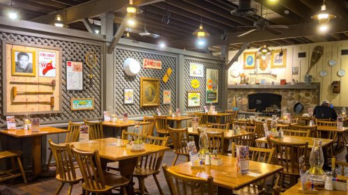 Here's why you can't visit the first Cracker Barrel