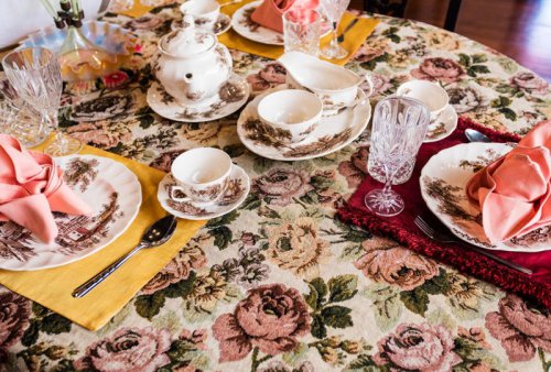 Iconic Pottery, China Collections, Porcelain Figurines, Floral Textiles, Lane Acclaim Series Furniture, Majolica Oyster Plates, Italian Lighting, Top 7+ everyday items in your grandma&rsquo;s house that are secretly worth a fortune