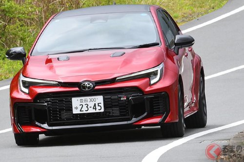 トヨタ「&ldquo;4WD&rdquo;スポーツカー」が進化！ まるで「V6」な重厚サウンドと&ldquo;快適性向上&rdquo;で「オトナ仕様」に！ &ldquo;ニュル仕込み&rdquo;で野性味と洗練を両立した最新「GRカローラ 25式後期」の実力とは？