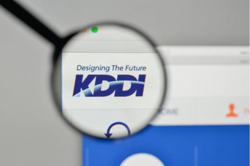【KDDI（証券コード：9433）】株主優待・配当をもらうための「最低投資額」, 株式分割により、優待獲得は「200株以上」が必要, 【KDDI】の株主還元（優待・配当）の魅力と具体的な内容, 選べる主な特典（例）, 要確認！優待を受け取るための「条件」と「届くタイミング」, いつまでに買えばいい？「権利確定日」と保有ルールの詳細, 優待と配当金は「いつ」手元に届くのか, 【KDDI】の利回りシミュレーションと配当推移, 【保有株数別】投資額に対するトータル利回り比較表, 20年以上続く「連続増配」の圧倒的実績, まとめ｜長期保有を前提に「配当＋優待」を重視する人は要チェック, 参考資料, 【KDDI（9433）】株主優待をもらうには最低いくら必要? 2026年最新の配当・優待内容と20年以上続く連続増配を解説
