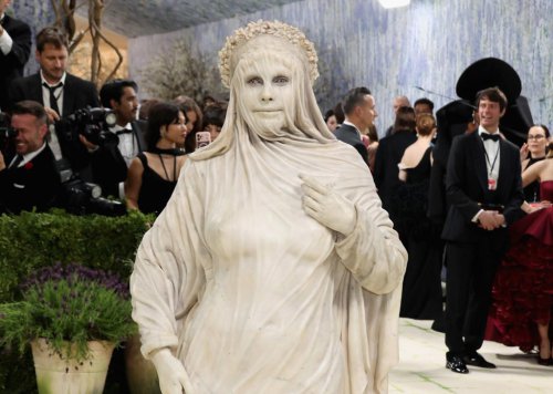 Heidi Klum was worried Anna Wintour wouldn&rsquo;t approve of her Met Gala statue prosthetics