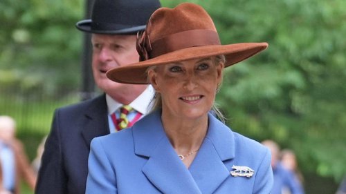 Duchess Sophie is beautiful in tasteful Cinderella dress for special service