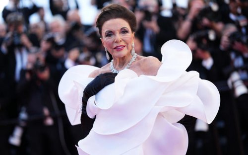 Play with proportion, Seek out a statement jacket, Try tonal dressing with metallics, Opt for monochrome, Add a brooch, Try a cape dress, Don&rsquo;t be afraid of sparkle, Seven evening style tips to take from 92-year-old Joan Collins