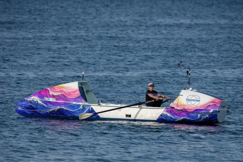 No American woman has rowed solo from California to Hawaii. Will she be the first?