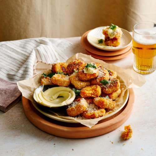 Ingredients, Method, What is arancini?, Can I make mushroom arancini ahead of time?, How do I prevent arancini from falling apart when frying?, More finger food recipes, Mushroom arancini