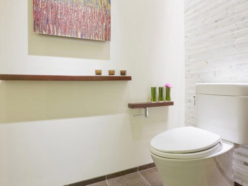 「トイレの換気扇」はつけっぱなし? 使った後だけでもいい? 気になる「正解」と「電気代」