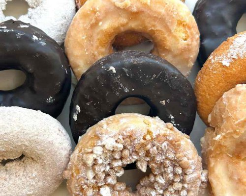 7. Entenmann's Rich Frosted Donuts, 6. Entenmann's Cinnamon Donuts , 5. Entenmann's Powdered Donuts, 4. Entenmann's Devil's Food Donuts, 3. Entenmann's Plain Donuts , 2. Entenmann's Buttermilk Glazed Donuts , 1. Entenmann's Crumb-Topped Donuts, Further Reading, We tried and ranked 7 Entenmann's donuts - the 1 clear winner is not our childhood favorite