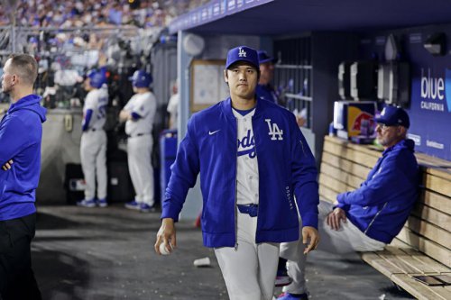 大リーグ、大谷が先発外れる 村上3四球、鈴木は無安打