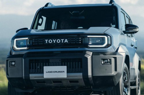 「価格を考えたらRAV4と悩む」 トヨタ新型「ランドクルーザー&ldquo;FJ&rdquo;」待望の詳細スペック正式発表! SNSに寄せられる&ldquo;小さなオフローダー&rdquo;への反響とは