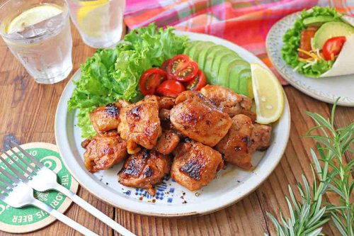 漬けて焼くだけ簡単！「ジューシーやわらかバーベキューチキン」レシピ, 調理時間, 分量, 材料, 作り方, BBQにもぴったり! 漬けて焼くだけ「ジューシーやわらかチキン」