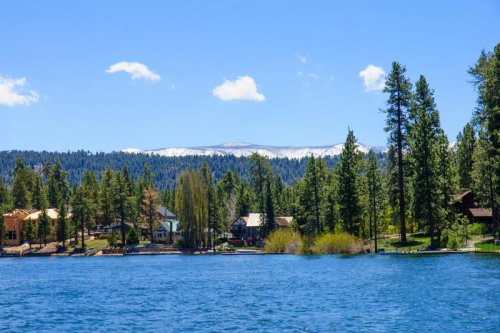 These 10 Mountain Towns Are as Affordable as They Are Beautiful
