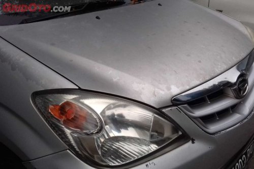 cat mobil, cat mobil bekas, dempul bodi mobil, Cat mobil berjamur, cat mobil bentol, Mobil Nggak Dempul Tapi Bergelombang Setelah Dicat? Ini Peyebabnya