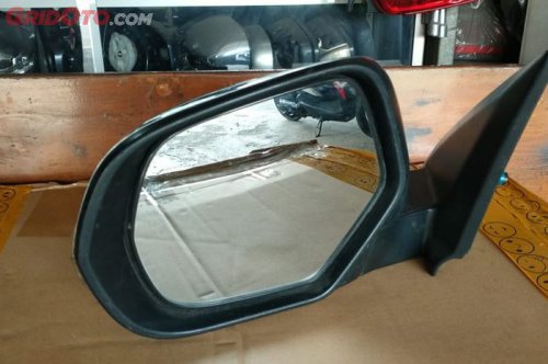 Begini Cara Merawat Spion Elektrik Mobil Bekas Biar Buka Tutupnya Lancar