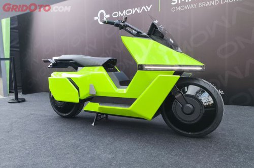 Mirip Mobil, Sepintar Apa Fitur ADAS di Motor Listrik Omoway X?