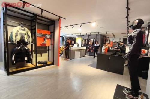 apparel, dainese, Dainese Indonesia, Dainese Flagship Store, Dainese Indonesia Flagship Store, Dainese Hadirkan Flagship Store di Indonesia, Ini yang Ditawarkan