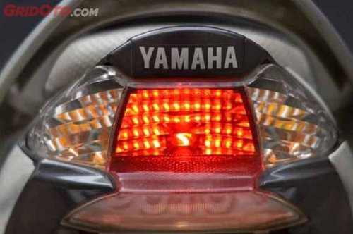 Ternyata Kebiasaan Sepele Pemilik Ini Bikin Boros Lampu Rem Motor