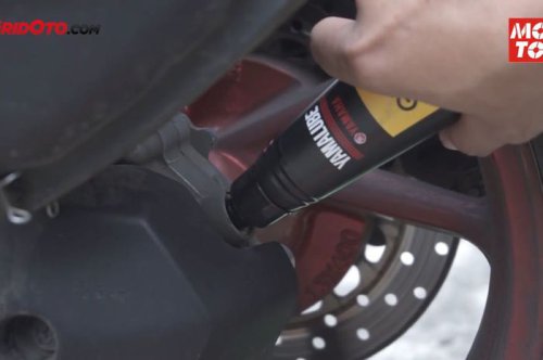 oli mesin, oli gardan, motor matik, oli gardan motor matik, Sekarang Paham, Ini Fungsi Oli Gardan dan Oli Mesin Motor Matik