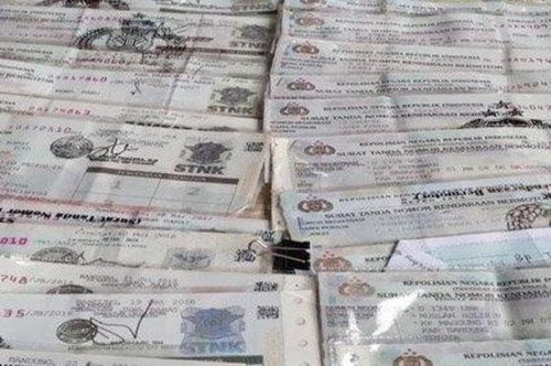 Info ke Grup WA Keluarga, Pemutihan Pajak Kendaraan di Lampung Diperpanjang