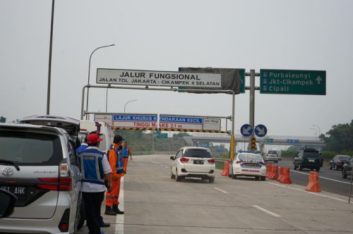 Exit Tol Kebablasan Jangan Berhenti dan Mundur, Lebih Aman Ambil Langkah Ini